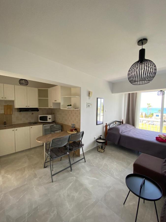 Cozy Coral Bay Studio By The Sea Exteriör bild